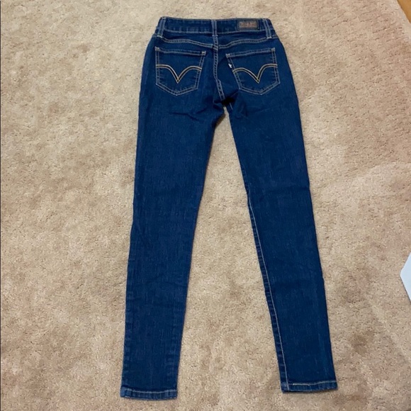 Levi’s Women’s Blue Skinny Denim Jeans - Picture 8 of 8